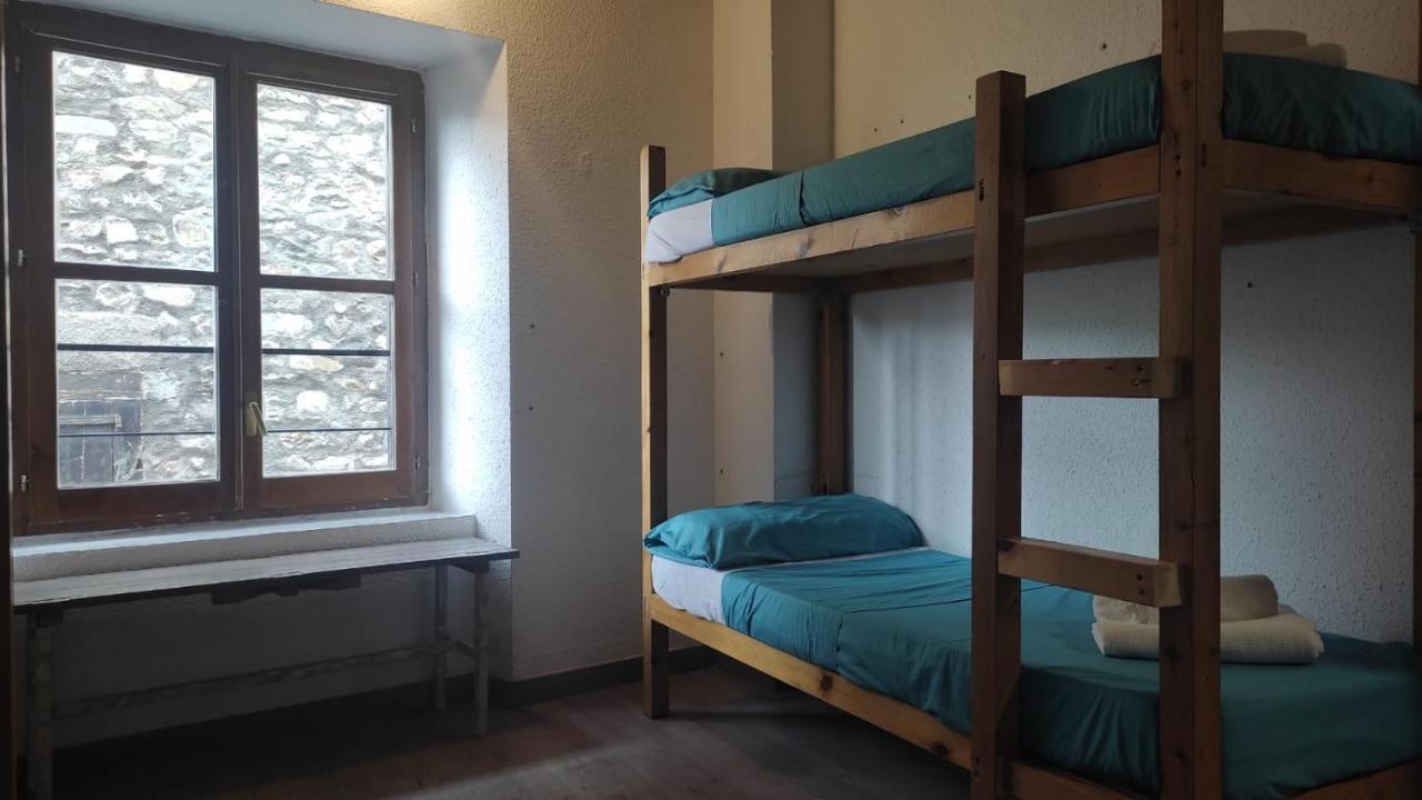 Albergue Triton - Villanúa Dış mekan fotoğraf
