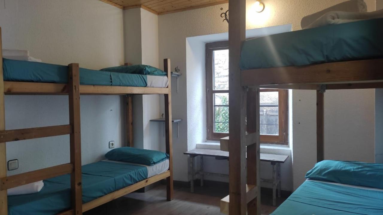 Albergue Triton - Villanúa Dış mekan fotoğraf